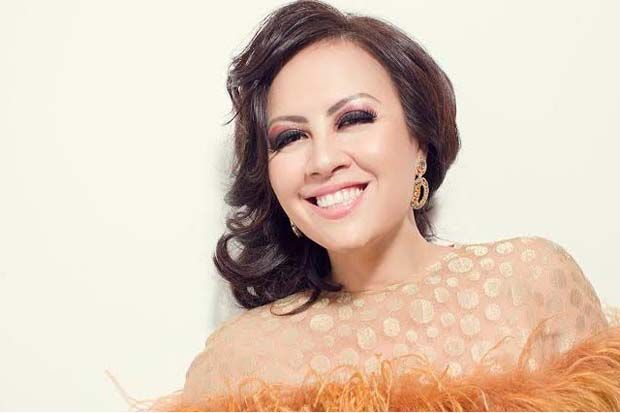 Chynthia Lamusu: Pembajakan...