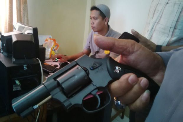 Ngaku Anggota BIN Bawa...