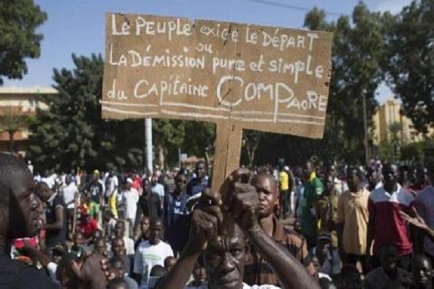 Pendukung Kudeta Burkina...