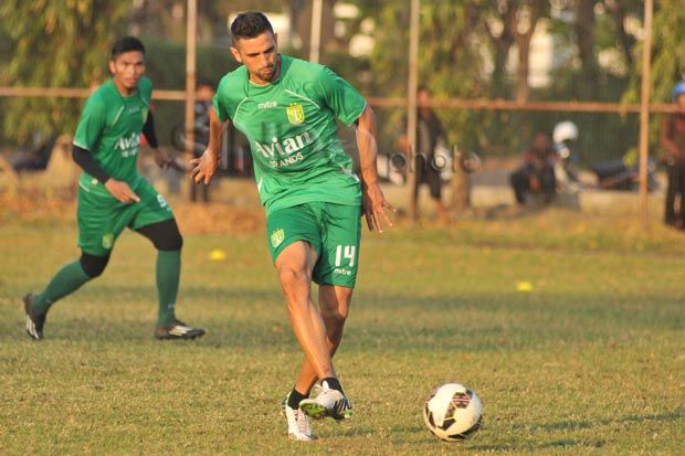 Persebaya United vs...