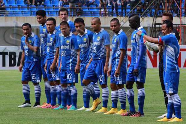 Berbalas Gol, Pusamania...