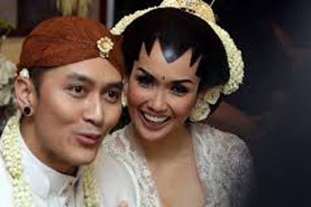 Demian Akui Sara Wanita...