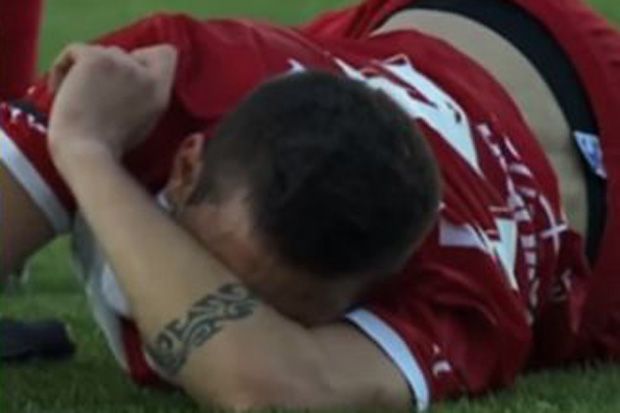 Tevez Minta Maaf Usai...