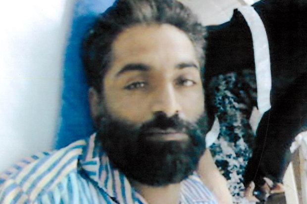Pria Pakistan Batal...