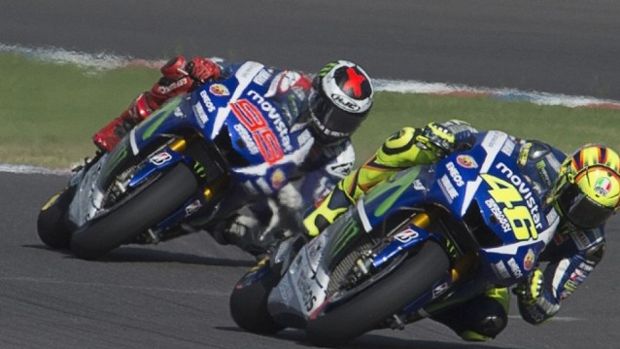 Di Aragon, Lorenzo Lebih...