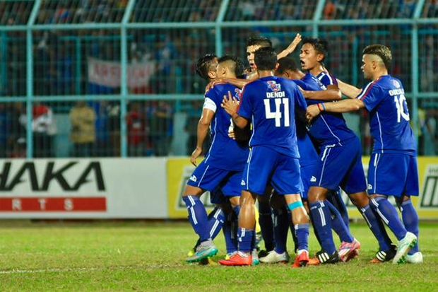 Arema Ogah Pede Hadapi...