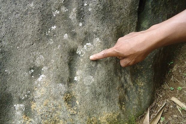 Misteri Tapak Kaki di...
