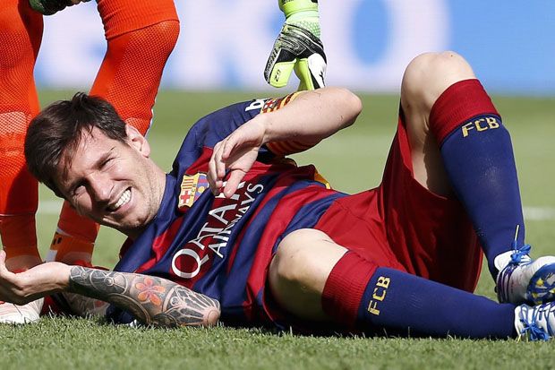 Messi Cedera, Suarez...