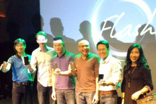 Alcatel Flash 2 Resmi...