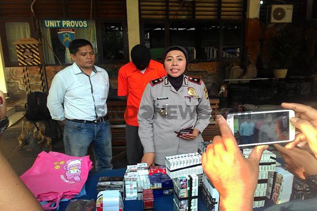 Curi 490 Bungkus Rokok,...