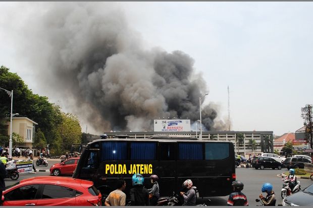 Mapolda Jateng Terbakar,...