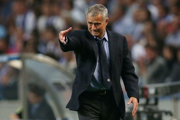 Mourinho Murka, Pemain...
