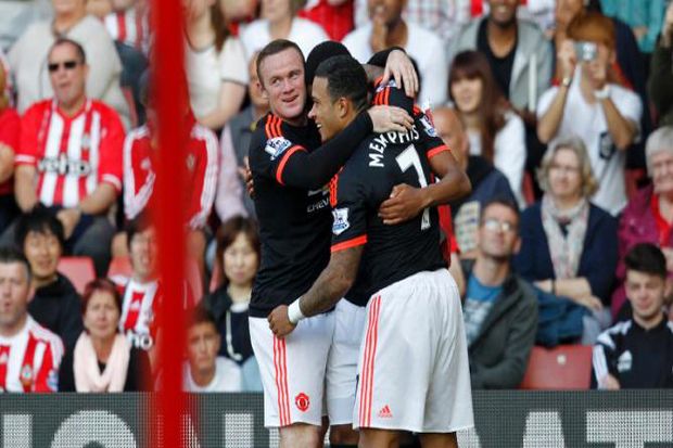 Martial Kolaborasi dengan...