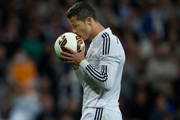 Ronaldo Pertaruhkan...