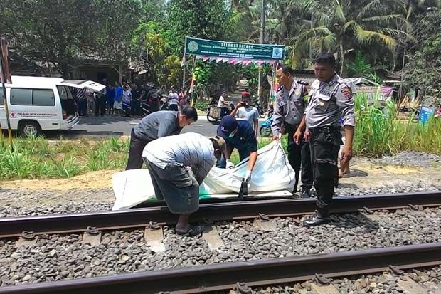 Dua Nyawa Melayang Tertabrak...
