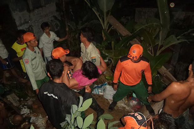 Rumah di Sibolga Diterjang...