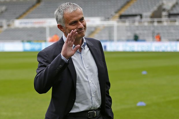 Chelsea Pastikan Posisi...
