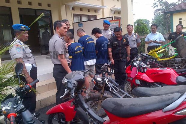 49 Kali Curi Motor,...