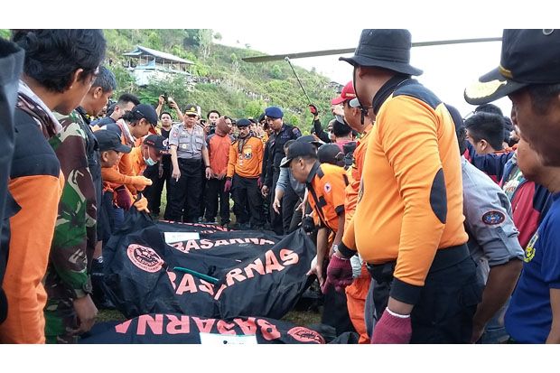 Jenazah Pilot Pesawat...