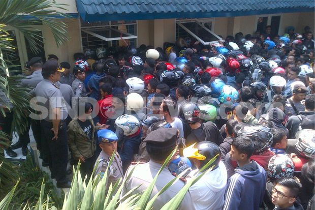 Demi Persib, Bobotoh...
