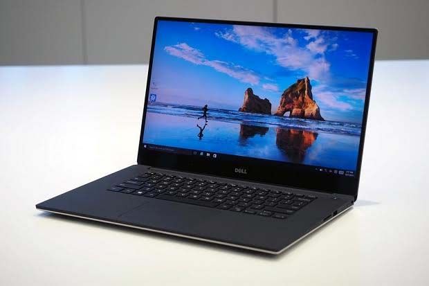 Dell XPS 15 Hadir dengan...