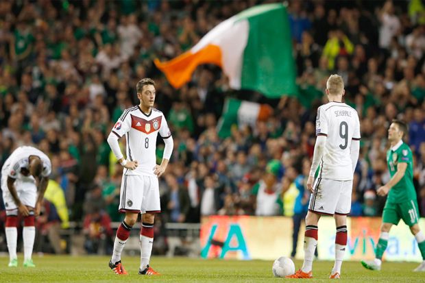 Jerman Roboh di Markas...
