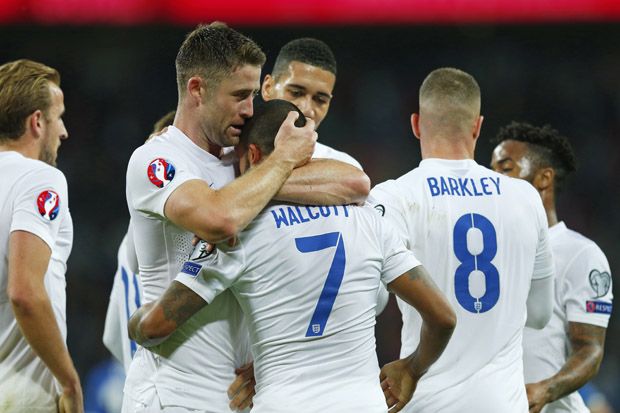 Tekuk Estonia, Inggris...