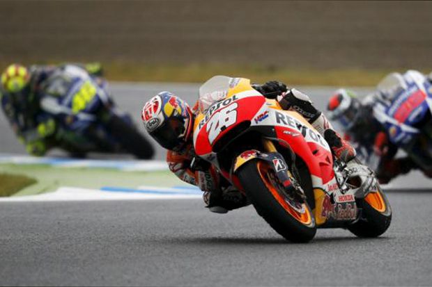 Pecundangi Lorenzo,...