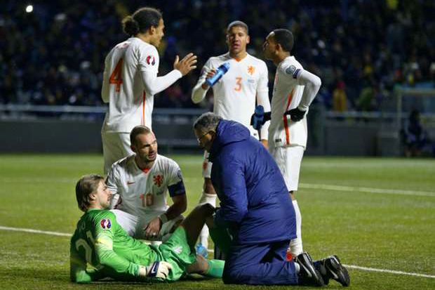 Belanda Dihantam Cedera,...