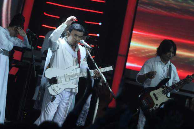 Tampil Beda, Rhoma Irama...