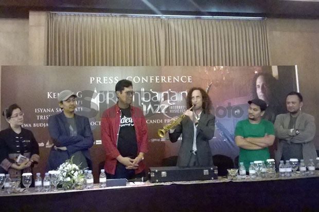 Kenny G Semarakkan Prambanan...