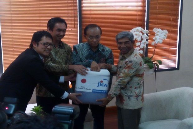 Bantu Indonesia Atasi...
