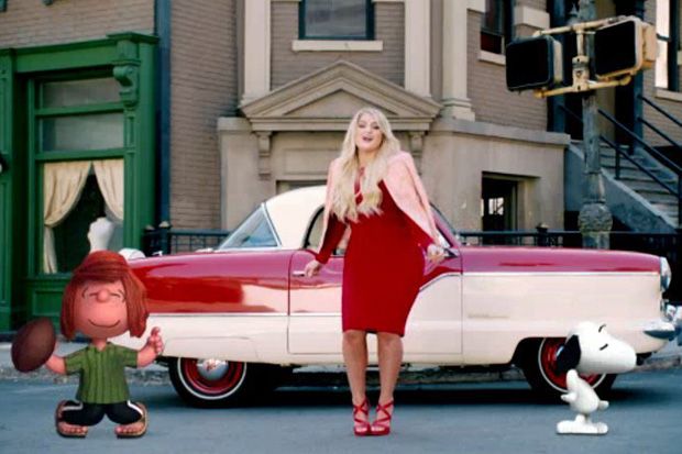Meghan Trainor Menari...