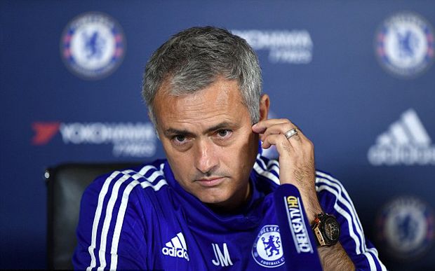 Mourinho Dihantui Sanksi...