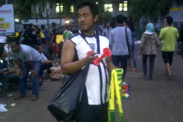 Pedagang Bersedih Hati...