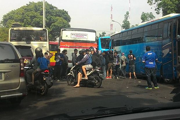 Bobotoh Minta Penjual...