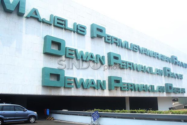 Rapat Pansus Pelindo...