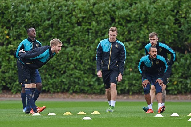 Bek Arsenal Yakin Bisa...