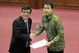 Aziz Syamsudin: Semua...