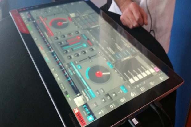 Lenovo Kenalkan Portabel...