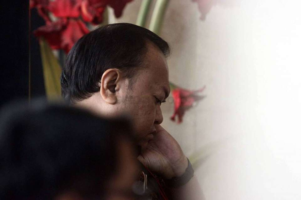 Asal Uang Suap untuk...