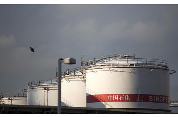 China Memimpin Impor...