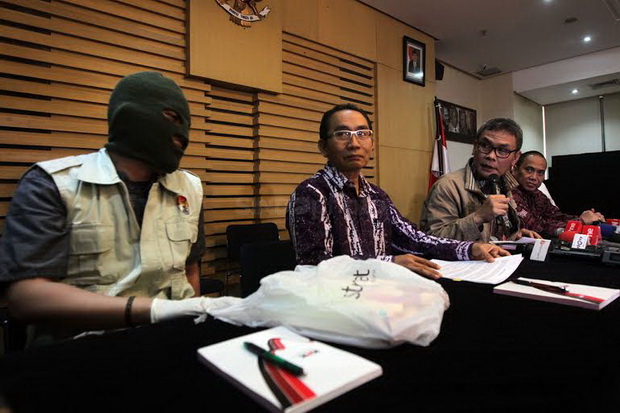 Uang Suap Dewie Yasin...