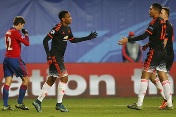 Martial Selamatkan MU...