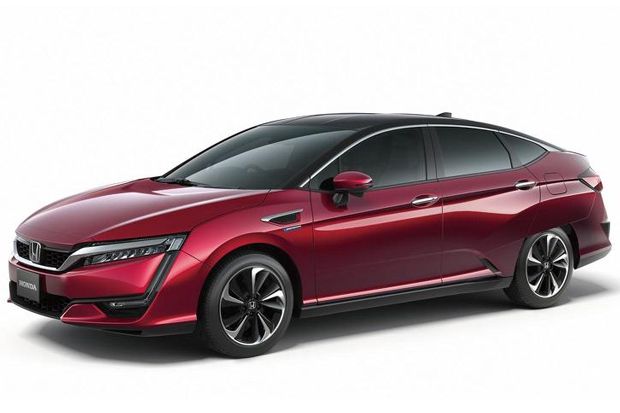 Honda FCV Juga Ditawarkan...