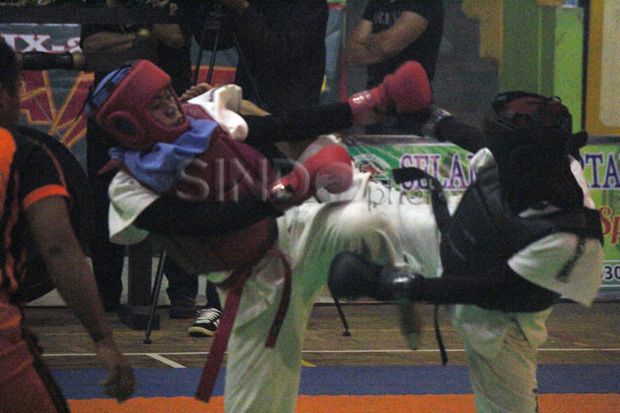 10 Atlet Tarung Derajat...
