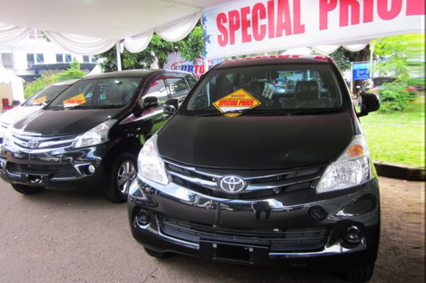 Harga Mobil Bekas di...