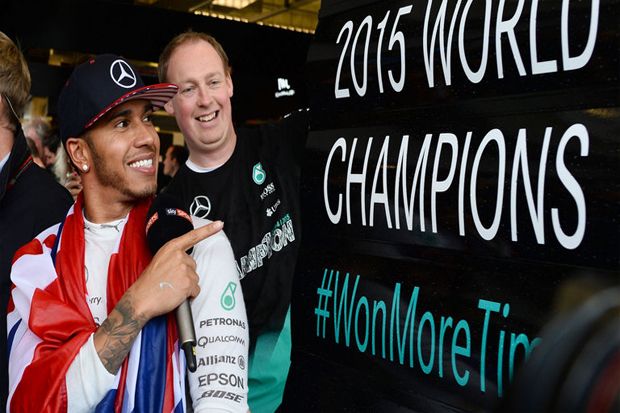 Gelar Juara Buat Hamilton...