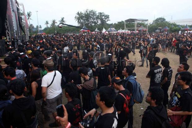 Pemprov DKI Gelar Pesta...