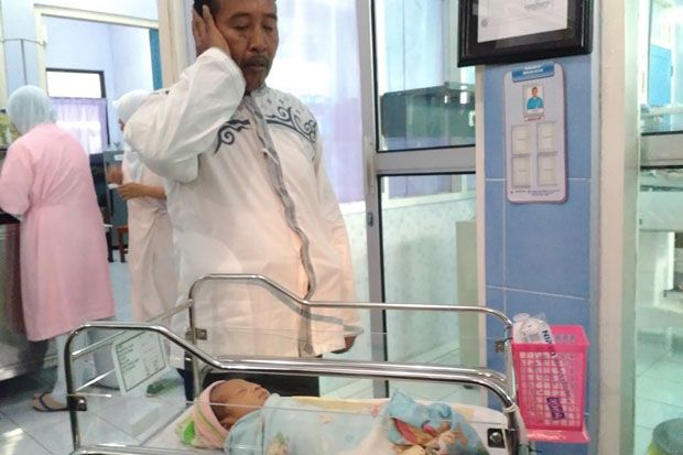 Bayi Perempuan Dibuang...
